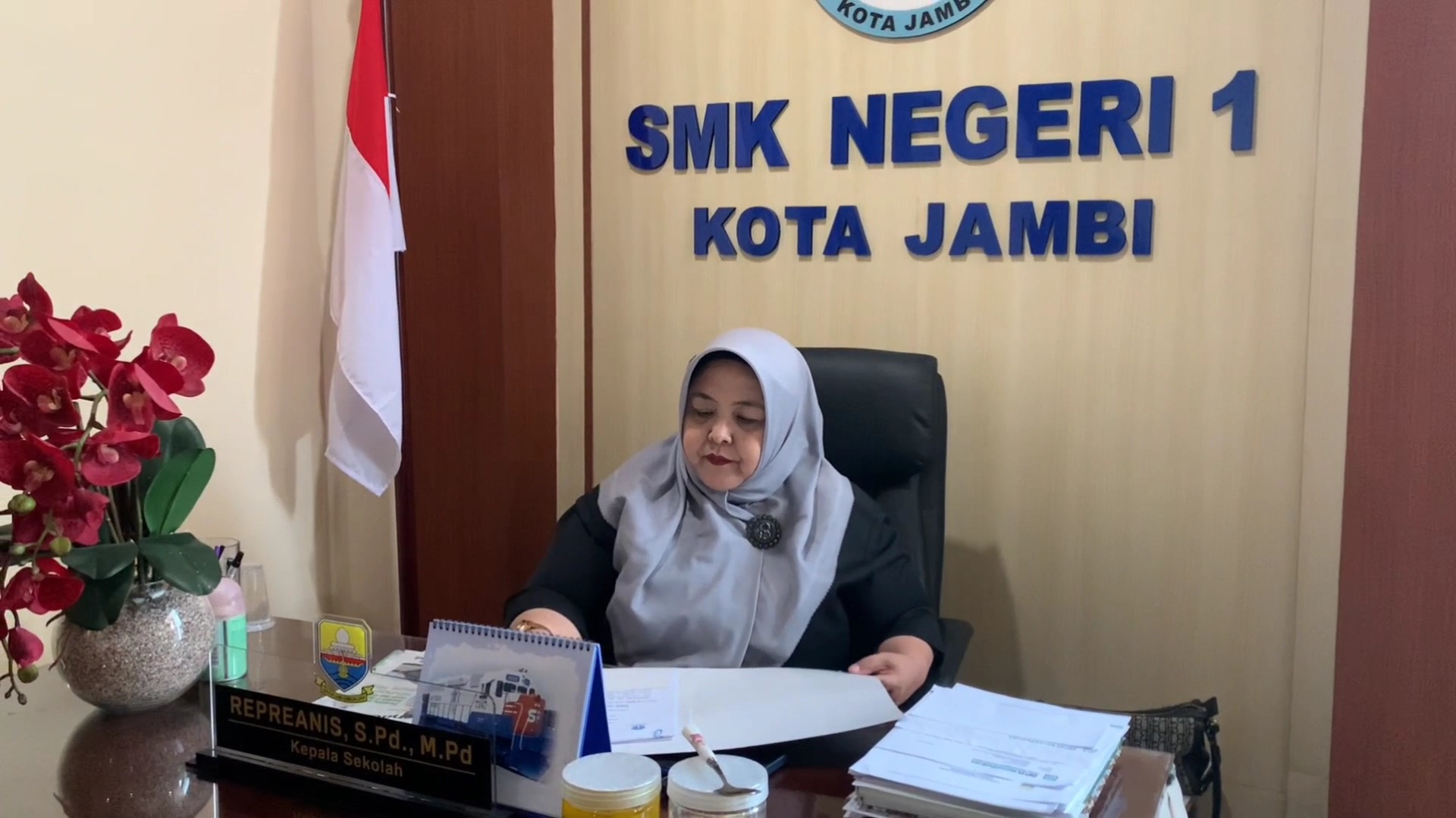 Foto Kepala Sekolah 2